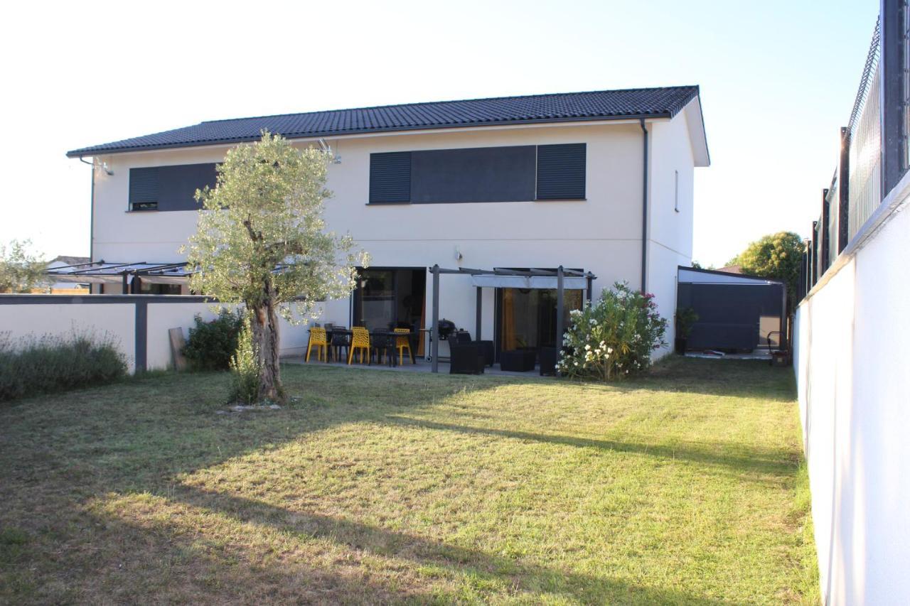 Villa Des Rives Du Lac Montans Luaran gambar